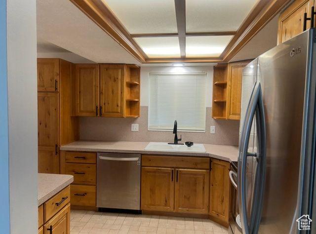 5003 S 2825 W, Roy, UT 84067