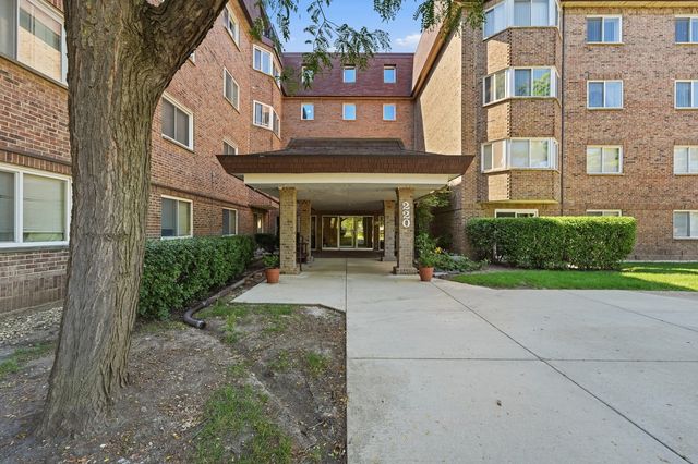 220 S Roselle Road 524, Schaumburg, IL 60193