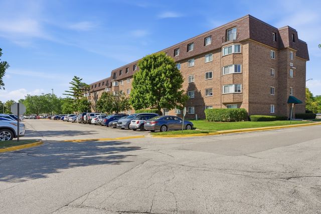 220 S Roselle Road 524, Schaumburg, IL 60193