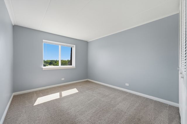 220 S Roselle Road 524, Schaumburg, IL 60193