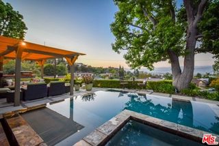 3540 WILLOWCREST Avenue, Studio City, CA 91604