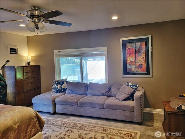 301 Winston Creek Road, Mossyrock, WA 98564