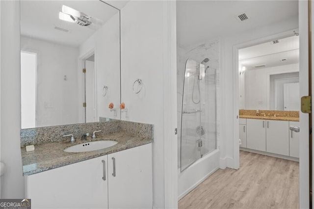 3338 Peachtree Road 2005, Atlanta, GA 30326