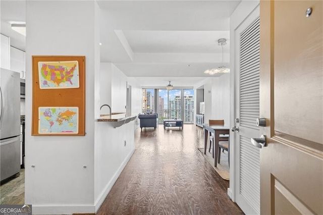 3338 Peachtree Road 2005, Atlanta, GA 30326