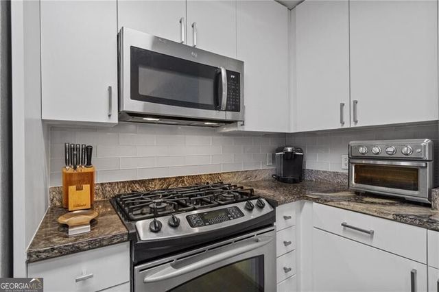 3338 Peachtree Road 2005, Atlanta, GA 30326