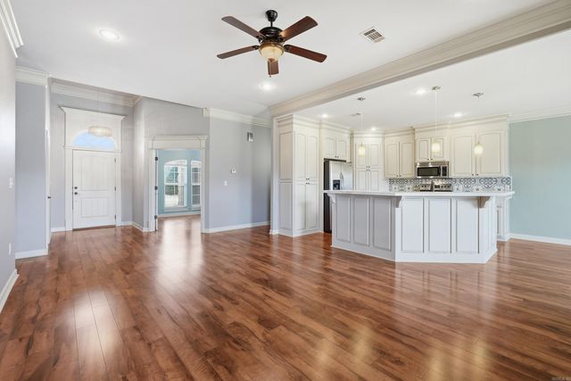 1155 Calloway Drive, Conway, AR 72034