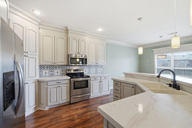 1155 Calloway Drive, Conway, AR 72034