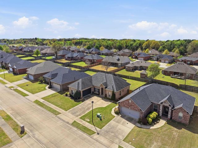 1155 Calloway Drive, Conway, AR 72034