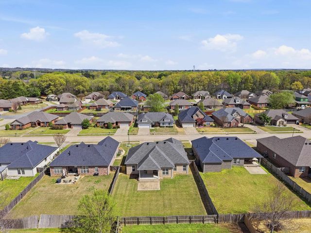 1155 Calloway Drive, Conway, AR 72034