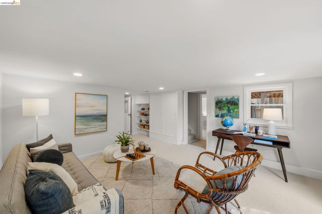 1788 San Lorenzo Ave, Berkeley, CA 94707