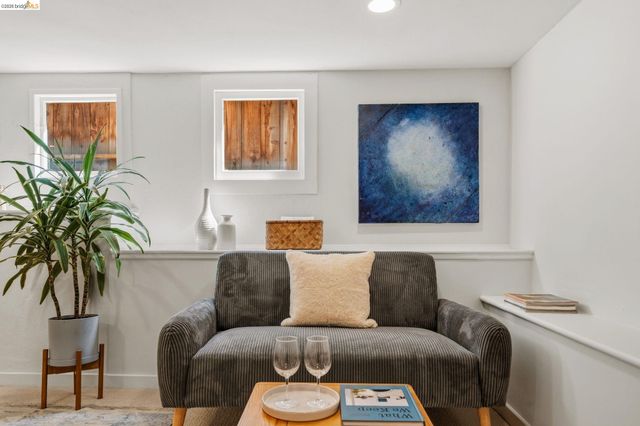 1788 San Lorenzo Ave, Berkeley, CA 94707