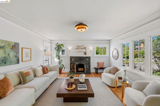 1788 San Lorenzo Ave, Berkeley, CA 94707
