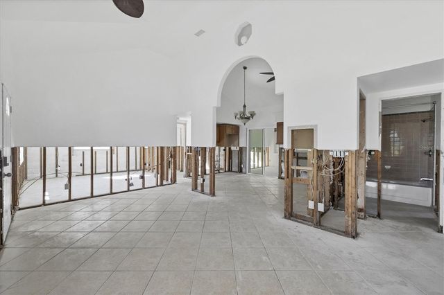 651 JUNGLE QUEEN WAY, Longboat Key, FL 34228