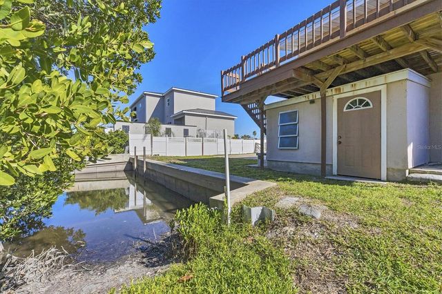 651 JUNGLE QUEEN WAY, Longboat Key, FL 34228