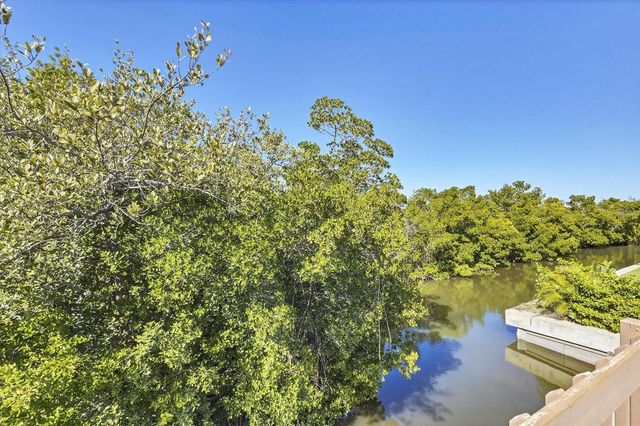 651 JUNGLE QUEEN WAY, Longboat Key, FL 34228