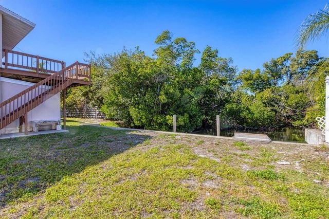 651 JUNGLE QUEEN WAY, Longboat Key, FL 34228