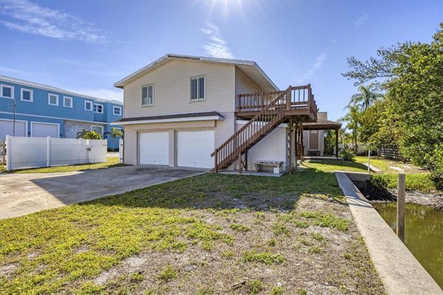 651 JUNGLE QUEEN WAY, Longboat Key, FL 34228
