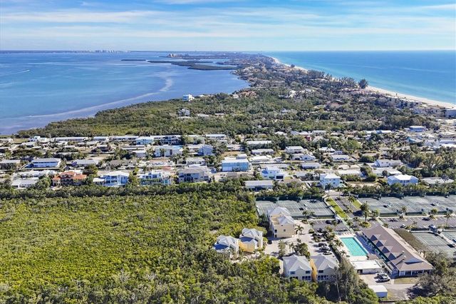 651 JUNGLE QUEEN WAY, Longboat Key, FL 34228