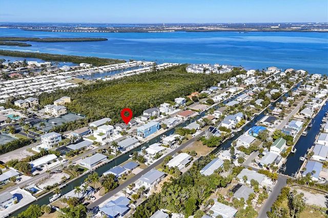 651 JUNGLE QUEEN WAY, Longboat Key, FL 34228