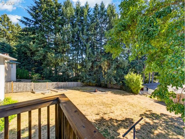 1307 SHERRI Ct, West Linn, OR 97068