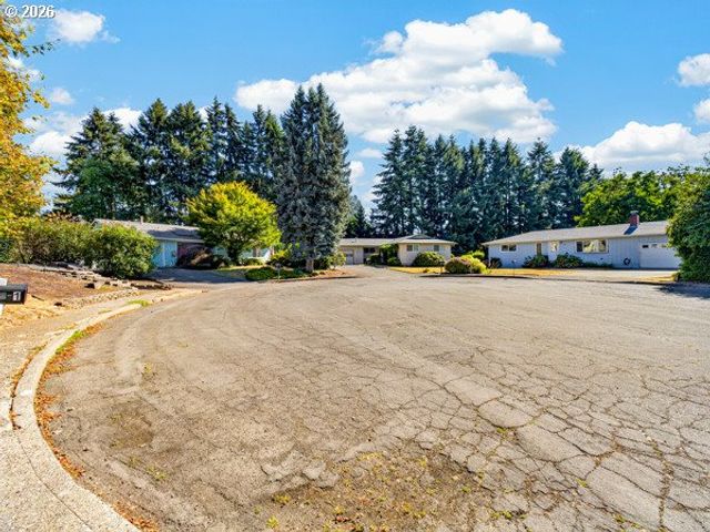 1307 SHERRI Ct, West Linn, OR 97068