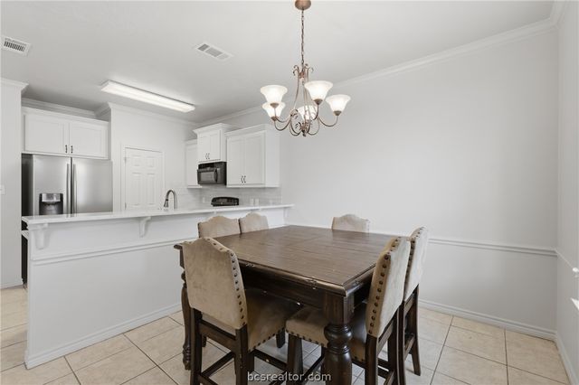 300 Forest Drive, College Station, TX 77840