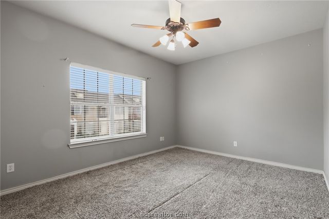 300 Forest Drive, College Station, TX 77840