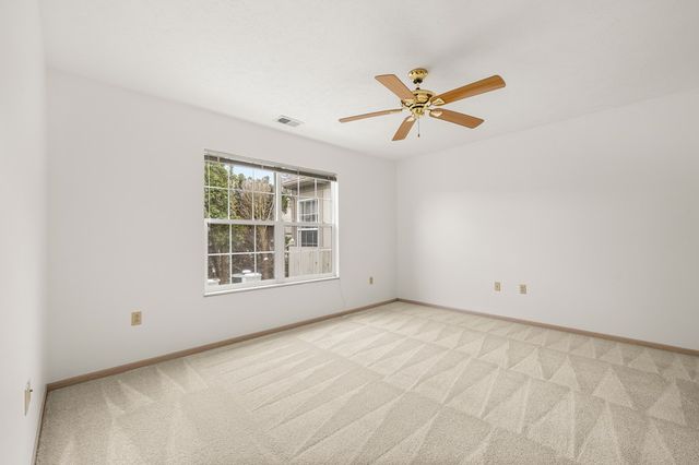 210 Whippoorwill Ln, Mansfield, OH 44906