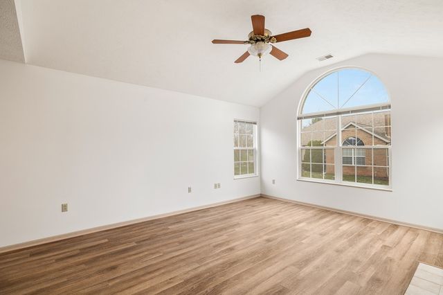 210 Whippoorwill Ln, Mansfield, OH 44906