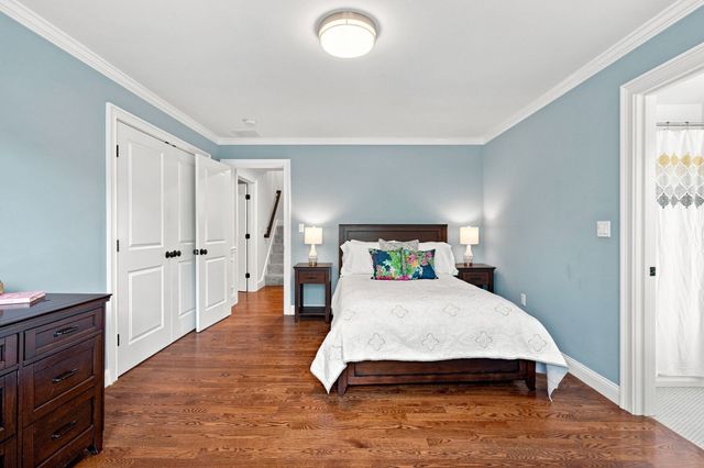 55 Rockwood Ln, Needham, MA 02492