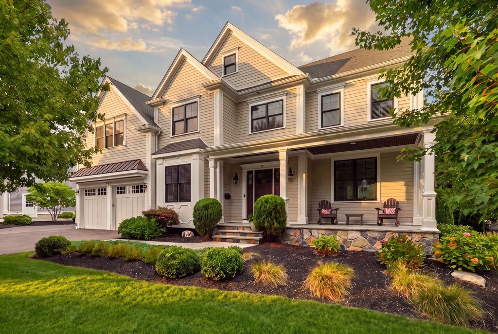 55 Rockwood Ln, Needham, MA 02492