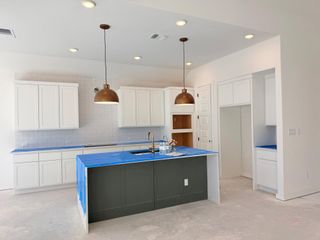 10725 Worth Lane, Manor, TX 78653