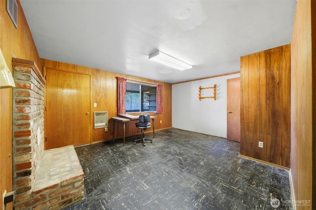 960 Brickner Rd, College Place, WA 99324