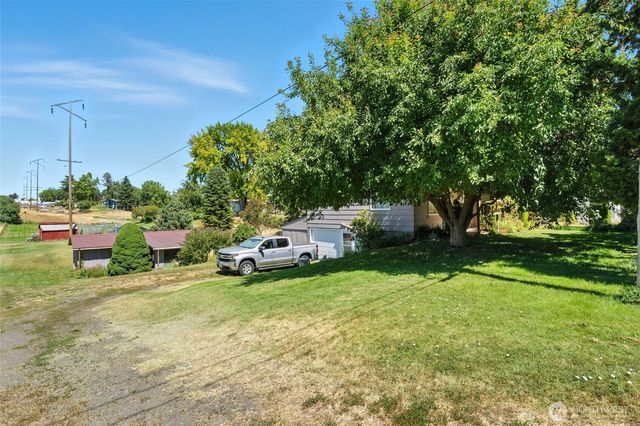 960 Brickner Rd, College Place, WA 99324