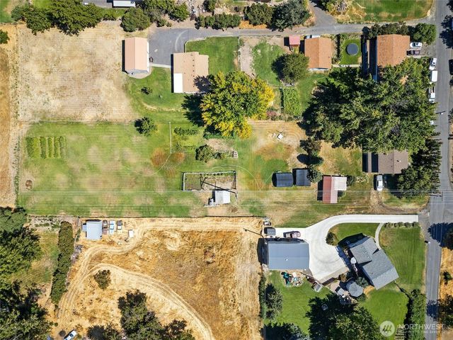 960 Brickner Rd, College Place, WA 99324