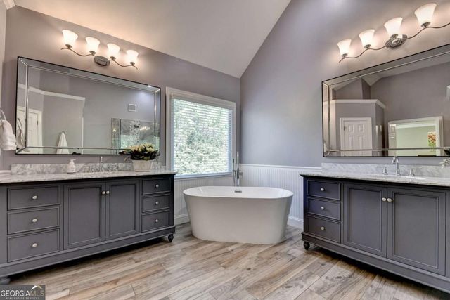 1265 Beacon Hill Crossing, Alpharetta, GA 30005