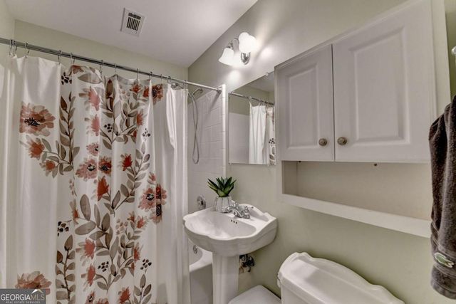 1265 Beacon Hill Crossing, Alpharetta, GA 30005