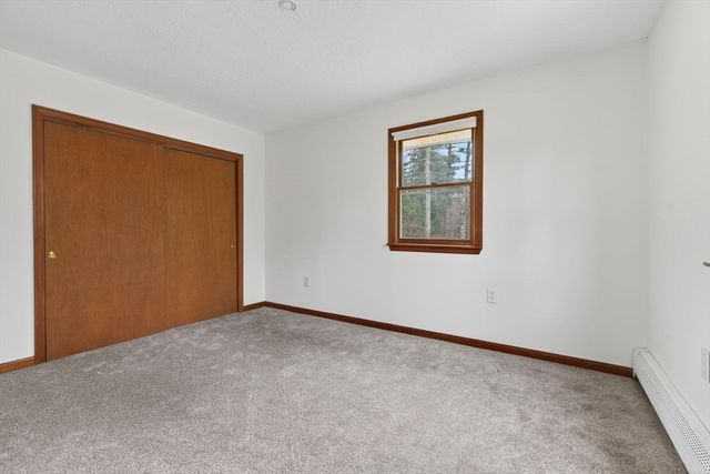 414 Fremont Rd, Chester, NH 03036