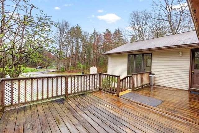 414 Fremont Rd, Chester, NH 03036