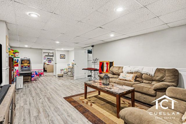 1860 Santa Maria Drive, Stevensville, MI 49127