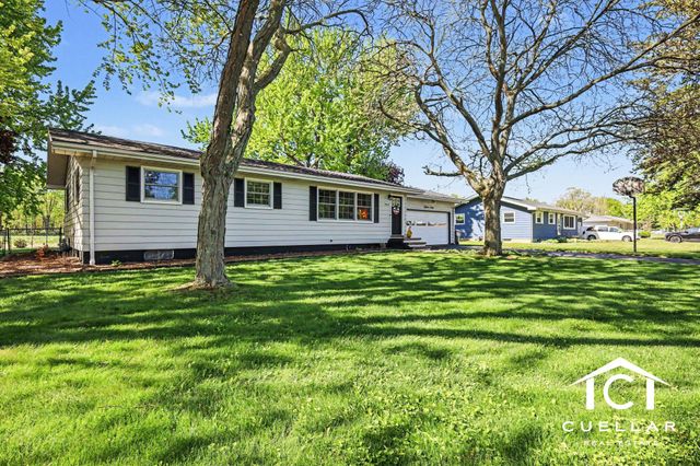 1860 Santa Maria Drive, Stevensville, MI 49127