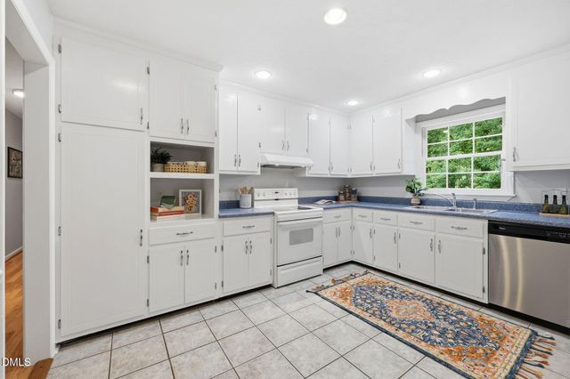 5825 Ridgeview Road, Durham, NC 27712