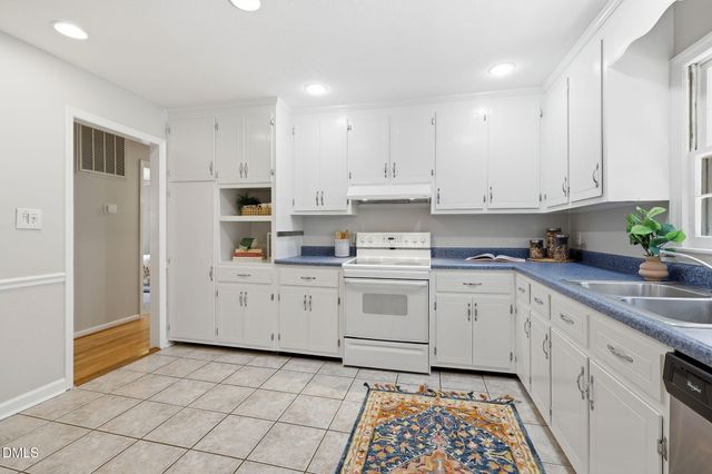 5825 Ridgeview Road, Durham, NC 27712