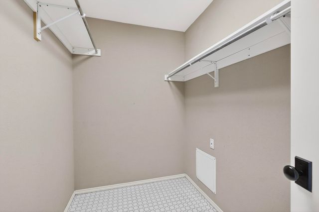 9222 Church Road 112, Dallas, TX 75231