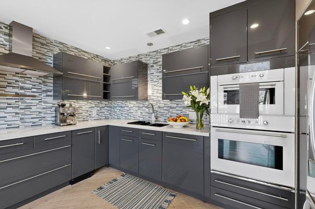 9222 Church Road 112, Dallas, TX 75231