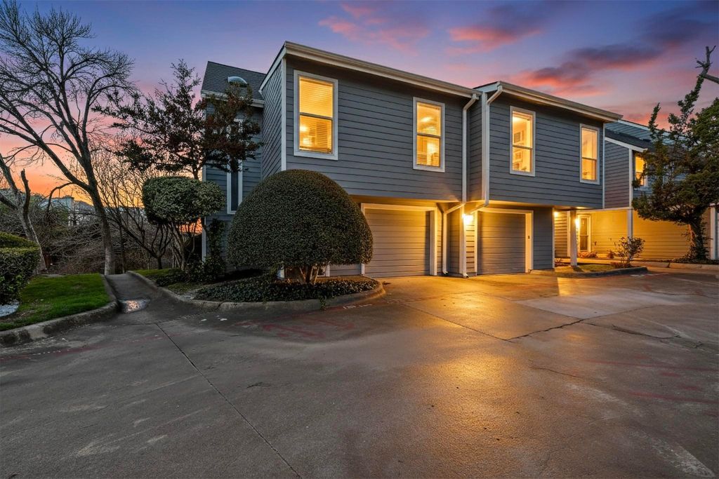 9222 Church Road 112, Dallas, TX 75231