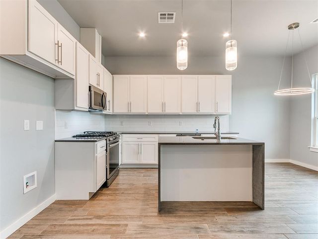 521 Remington Avenue, Jones, OK 73049