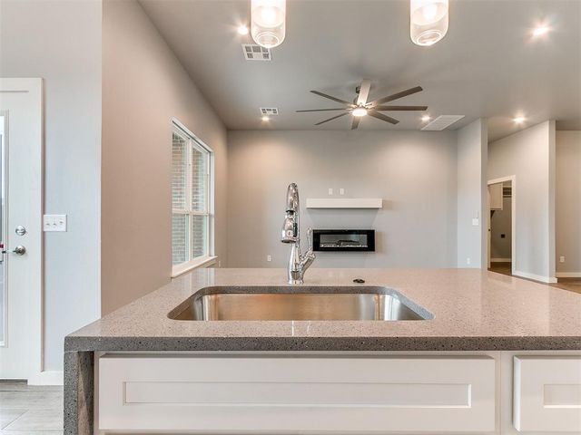 521 Remington Avenue, Jones, OK 73049