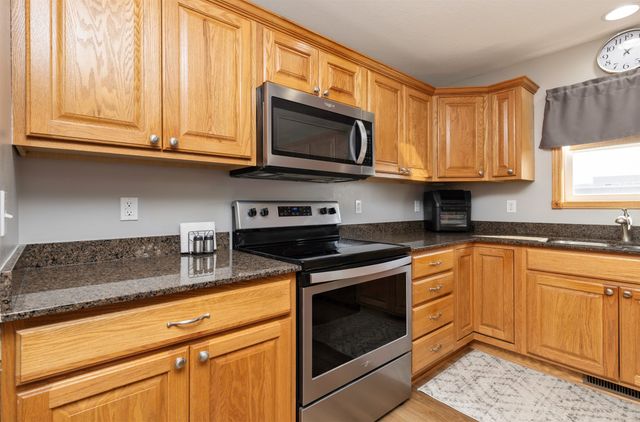 2603 NW Northpark Drive, Ankeny, IA 50023