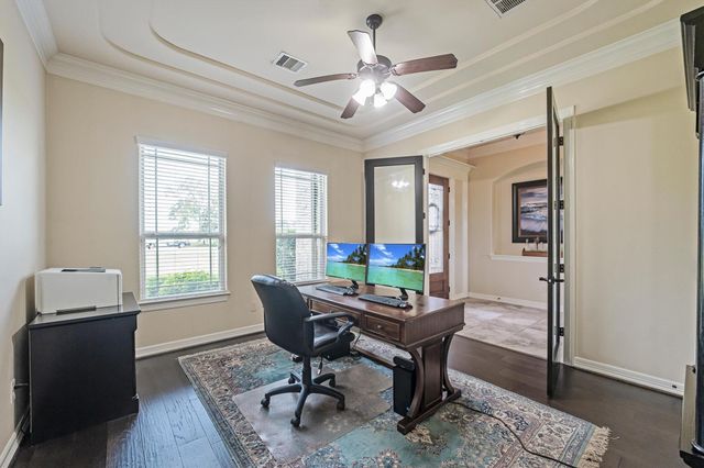 18955 Harbor Side Boulevard, Montgomery, TX 77356